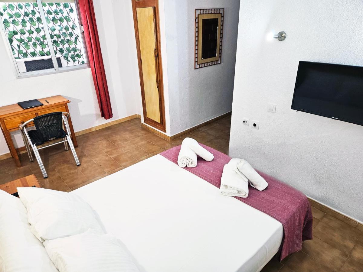Hotel San Vicente Conil Conil De La Frontera Esterno foto