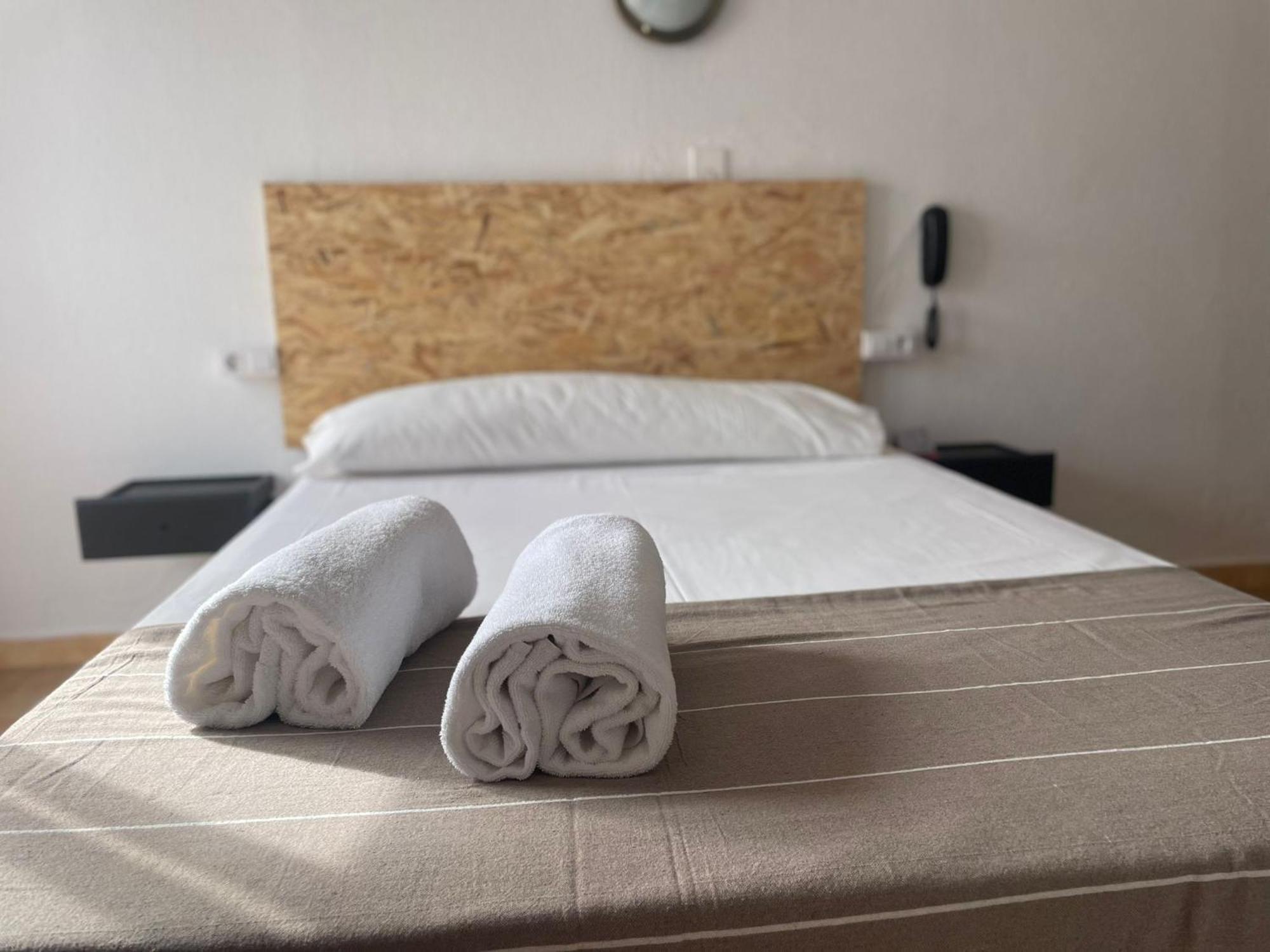 Hotel San Vicente Conil Conil De La Frontera Esterno foto